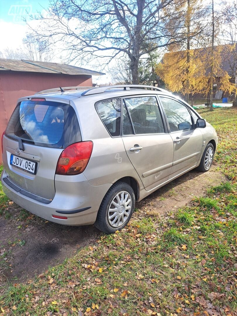 Toyota Corolla Verso I 2002 г