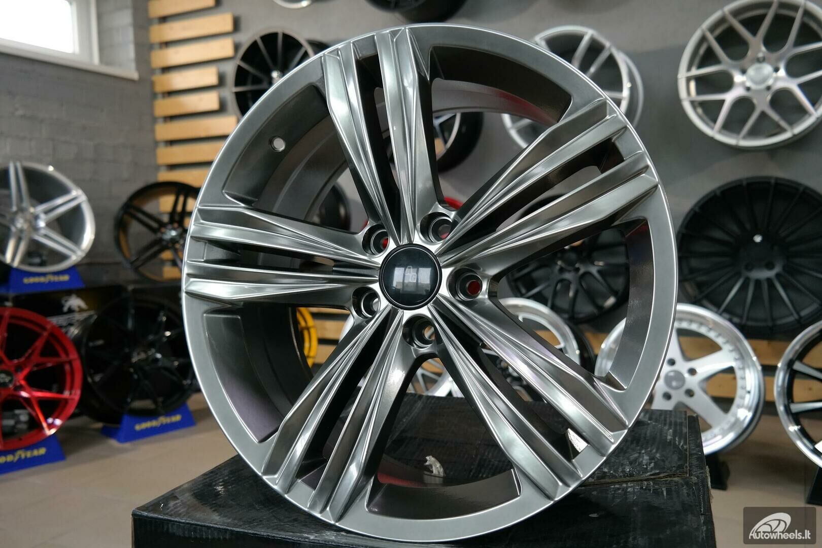 Autowheels VW Auckland Style Tiguan, Golf light alloy R17 rims