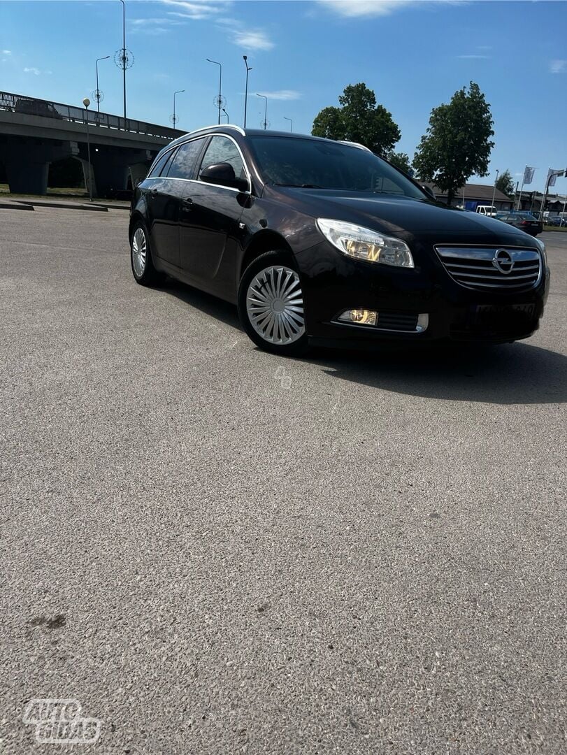 Opel Insignia 2013 г Универсал