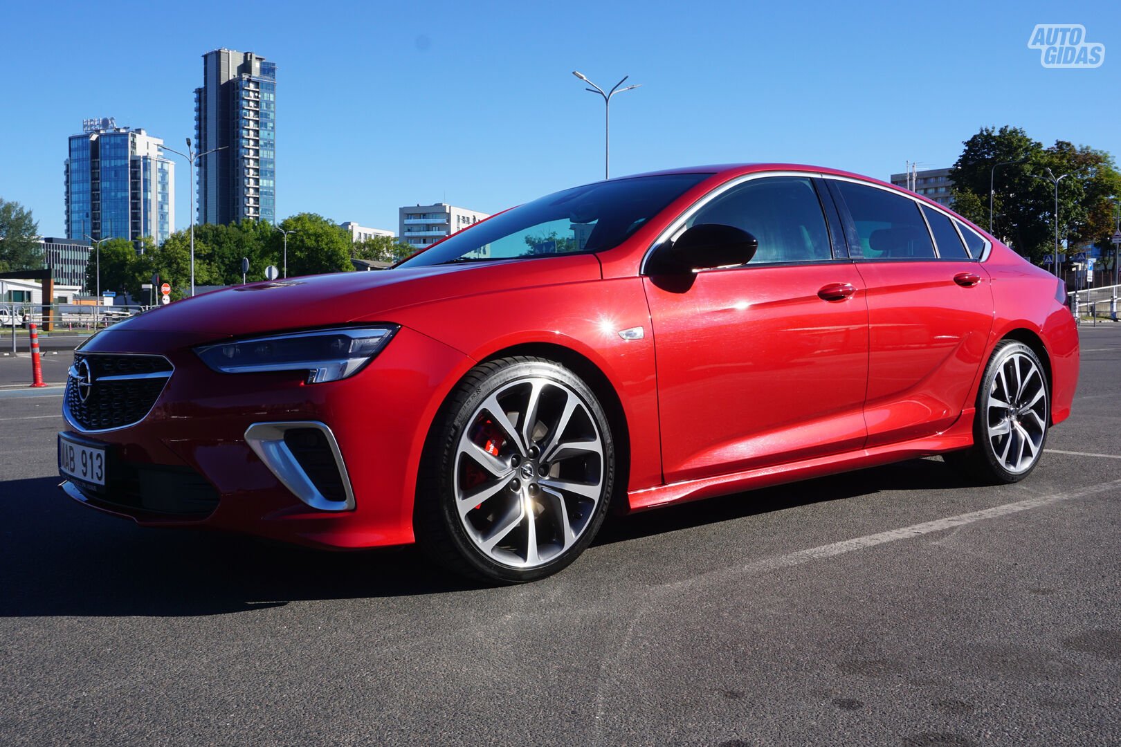 Opel Insignia GSi 2021 m