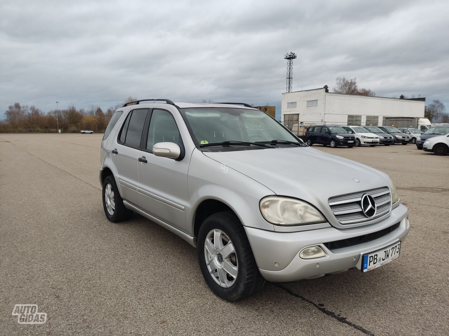 Mercedes-Benz ML 270 2003 y Off-road / Crossover