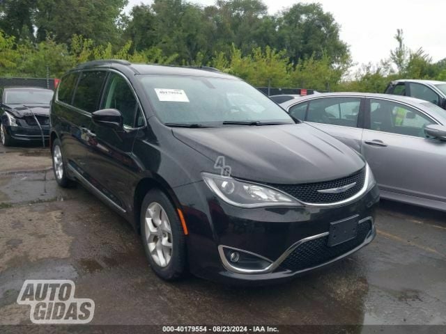 Chrysler Pacifica 2017 m Keleivinis mikroautobusas