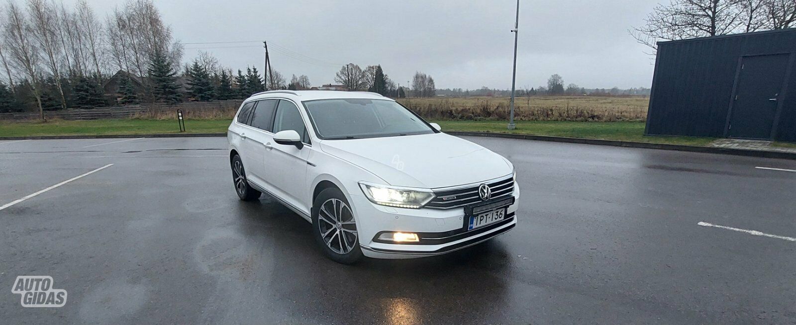 Volkswagen Passat 2015 г Хэтчбек