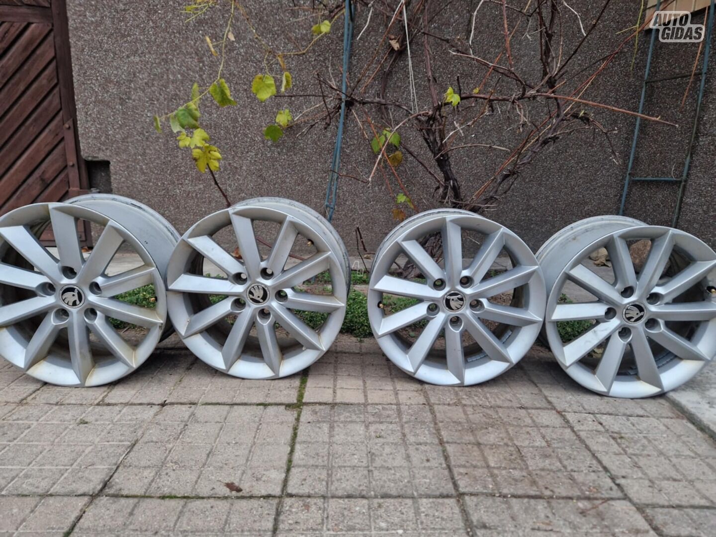 Skoda light alloy R16 rims