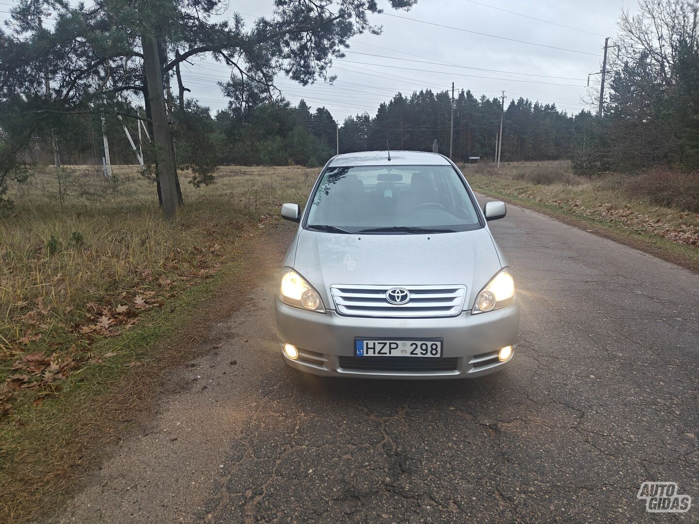 Toyota Avensis Verso 2001 m Vienatūris