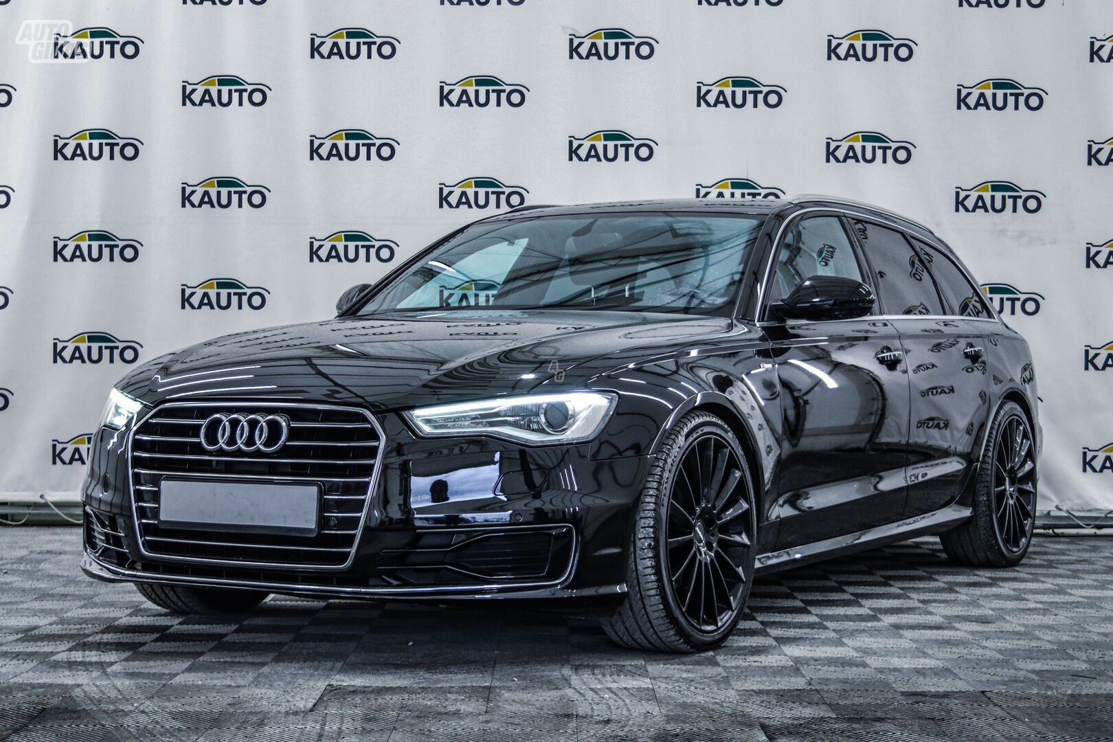 Audi A6 2015 г Универсал