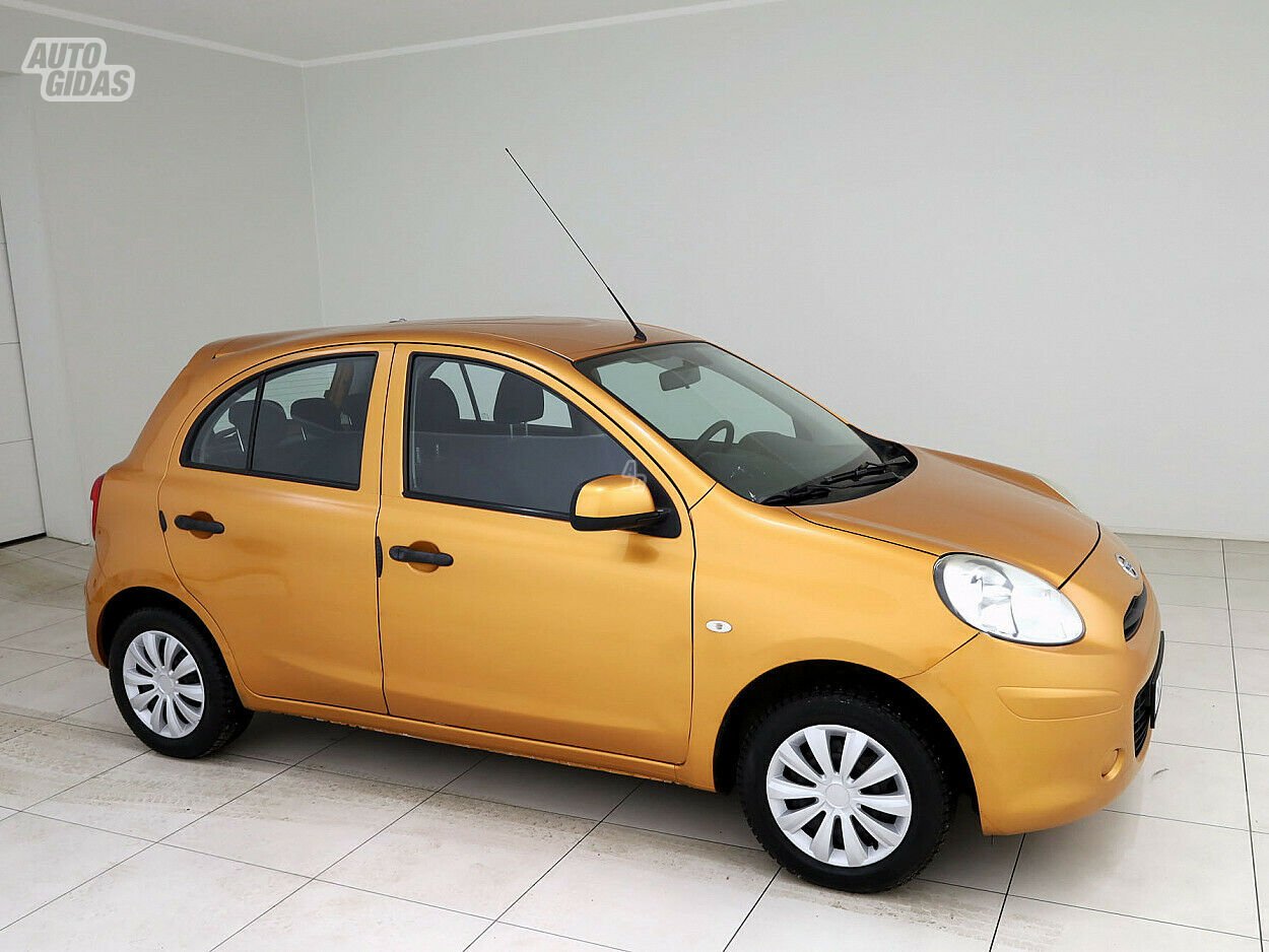 Nissan Micra 2011 г Хэтчбек