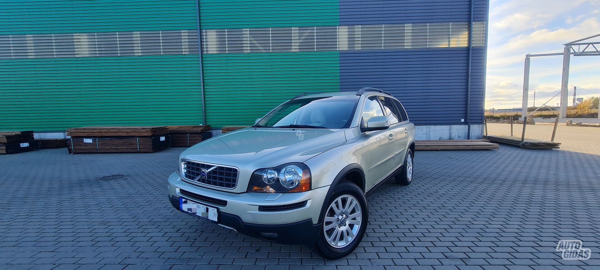 Volvo XC90 2007 y Off-road / Crossover