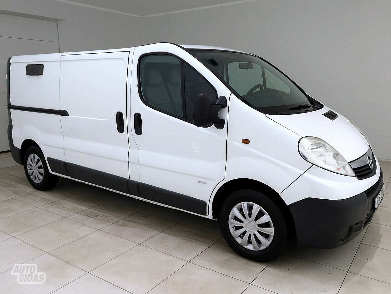 Opel Vivaro 2010 y Heavy minibus