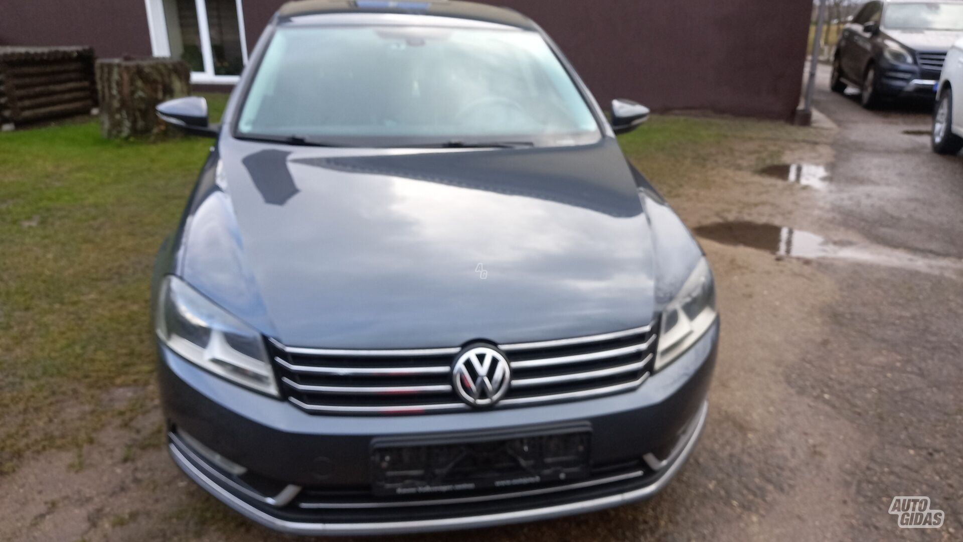 Volkswagen Passat 2011 г Седан