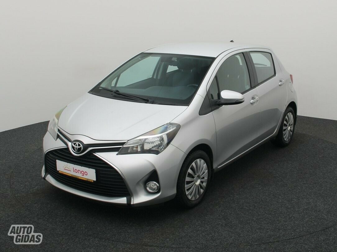 Toyota Yaris 2015 y Hatchback