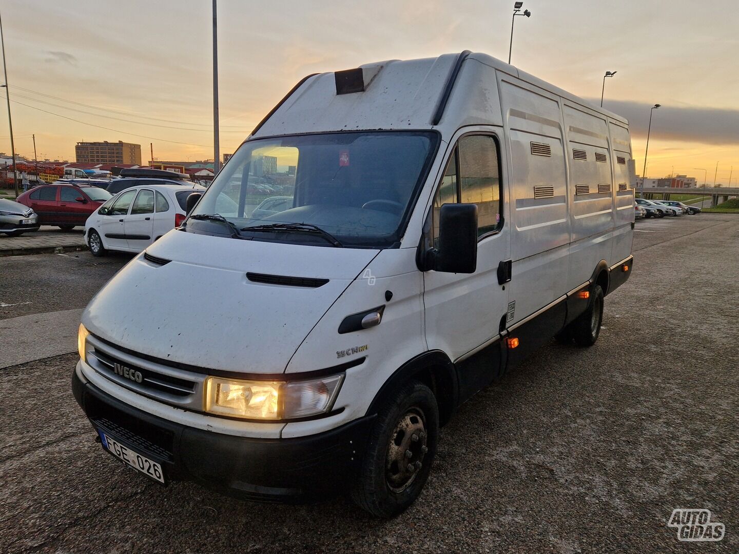 Iveco Daily 2005 г Грузовой микроавтобус