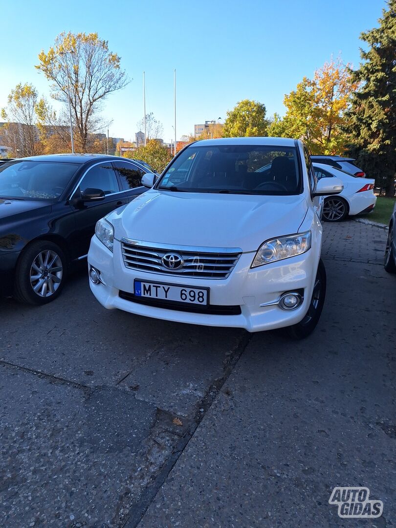 Toyota RAV4 III 2012 y