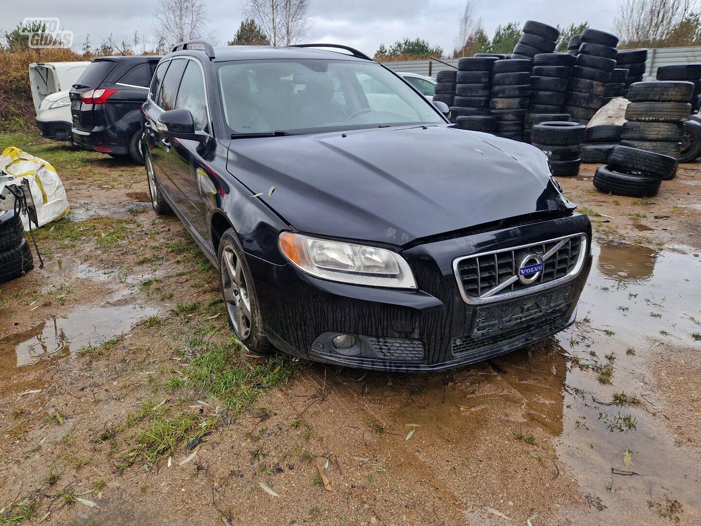 Volvo V70 2011 m dalys