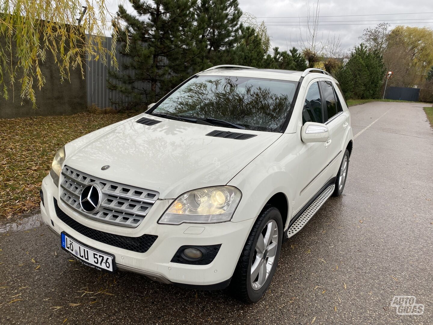 Mercedes-Benz ML 280 2009 г Внедорожник / Кроссовер