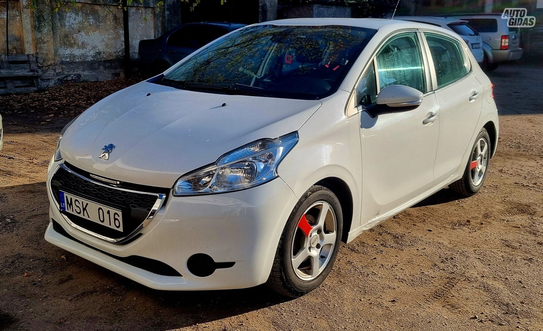 Peugeot 208 I 2012 m