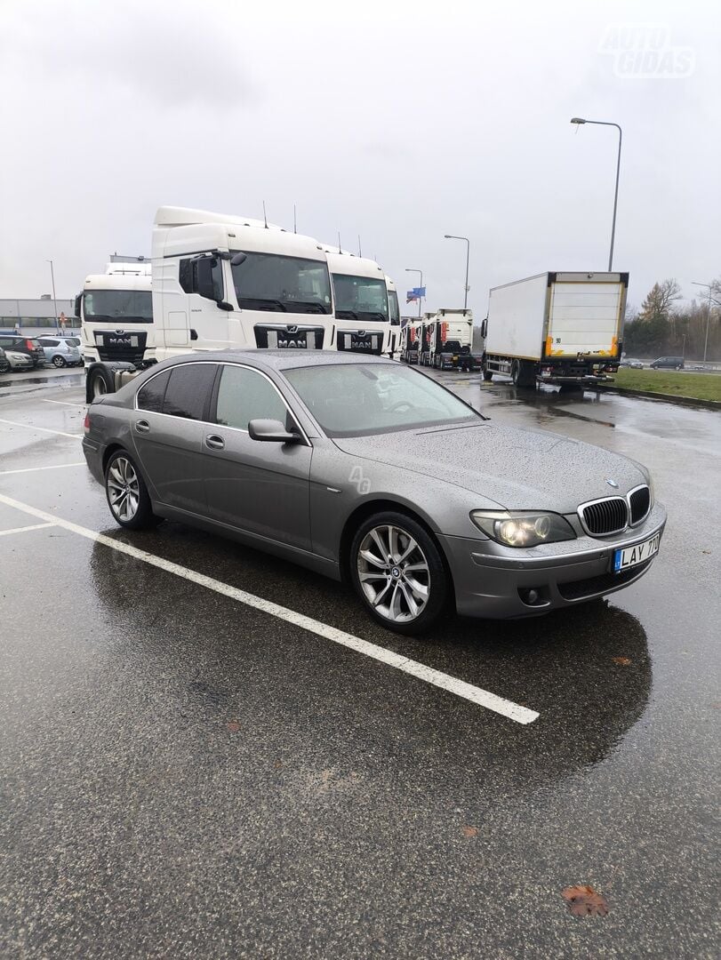 Bmw 730 2006 m Sedanas