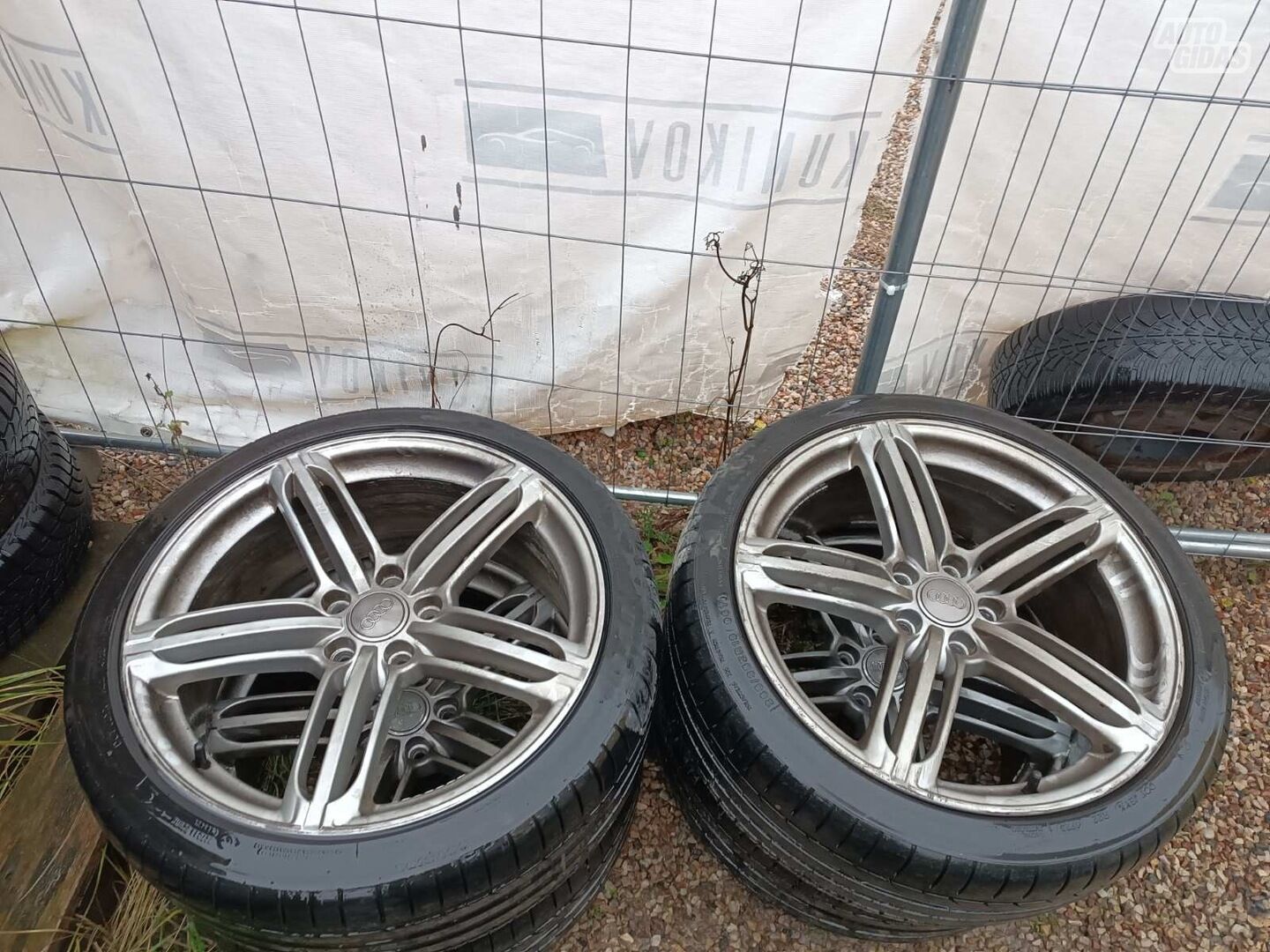 Audi light alloy R19 rims