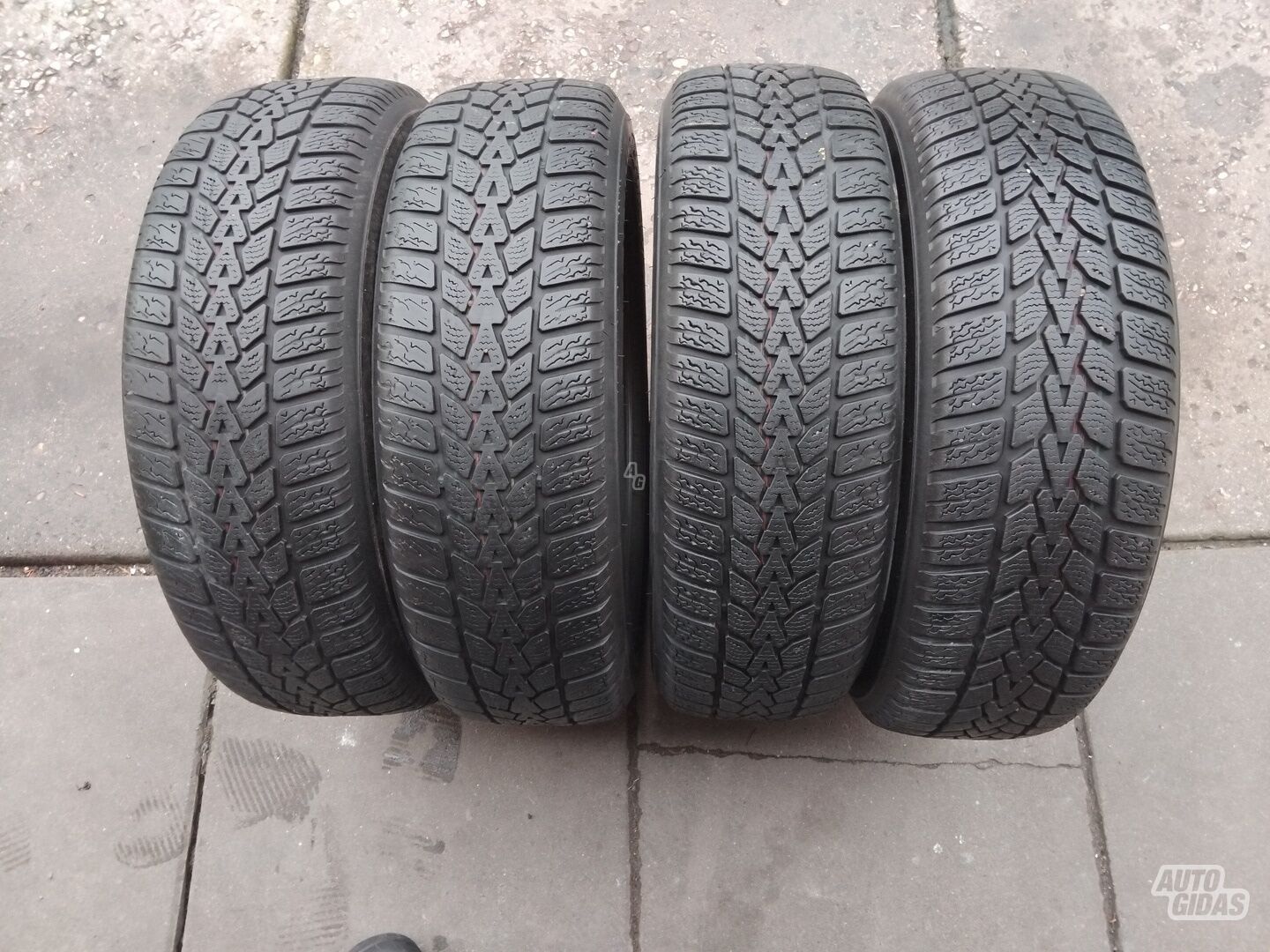 Dunlop R15 зимние шины для автомобилей