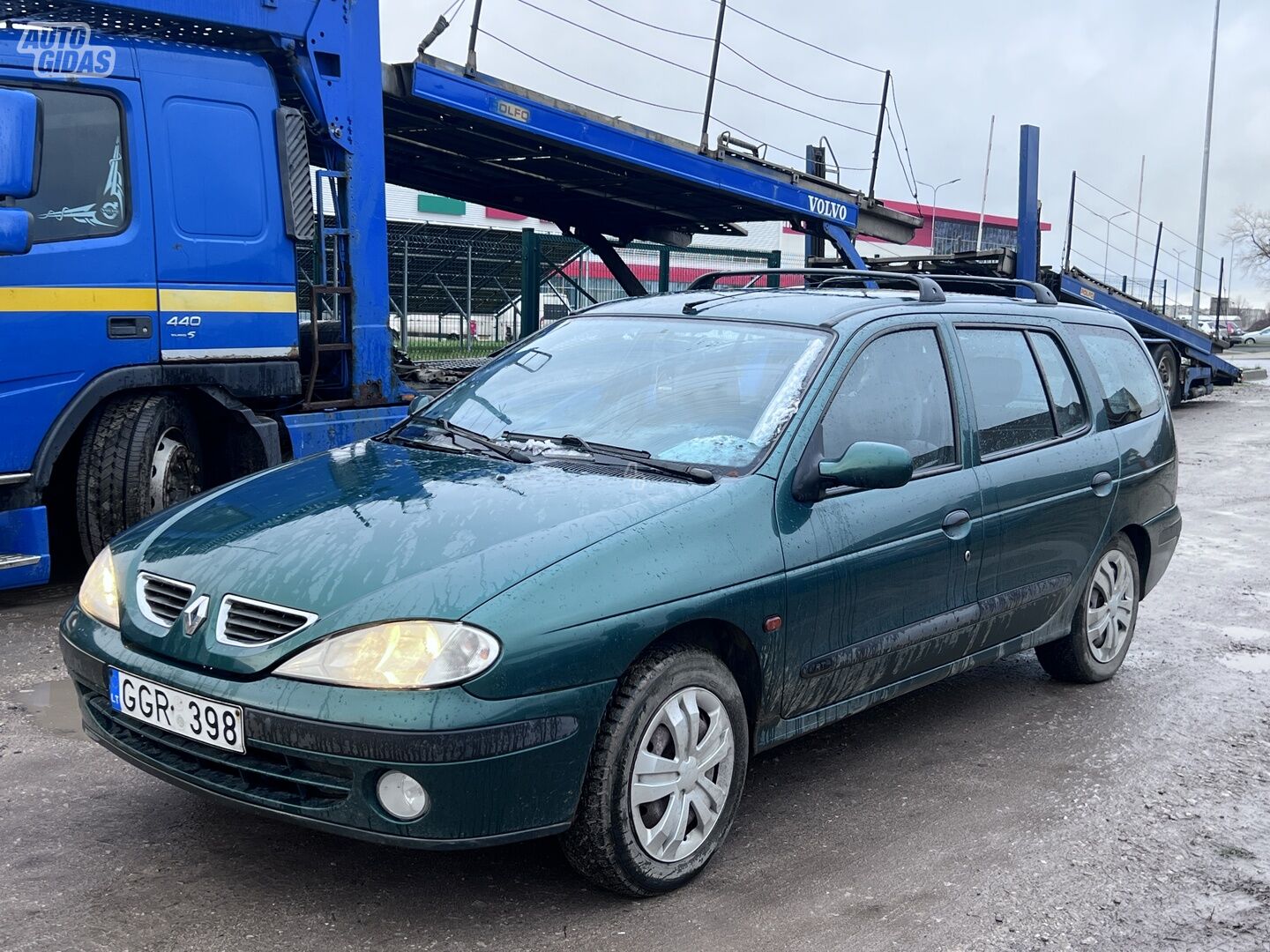 Renault Megane 15709 2000 m