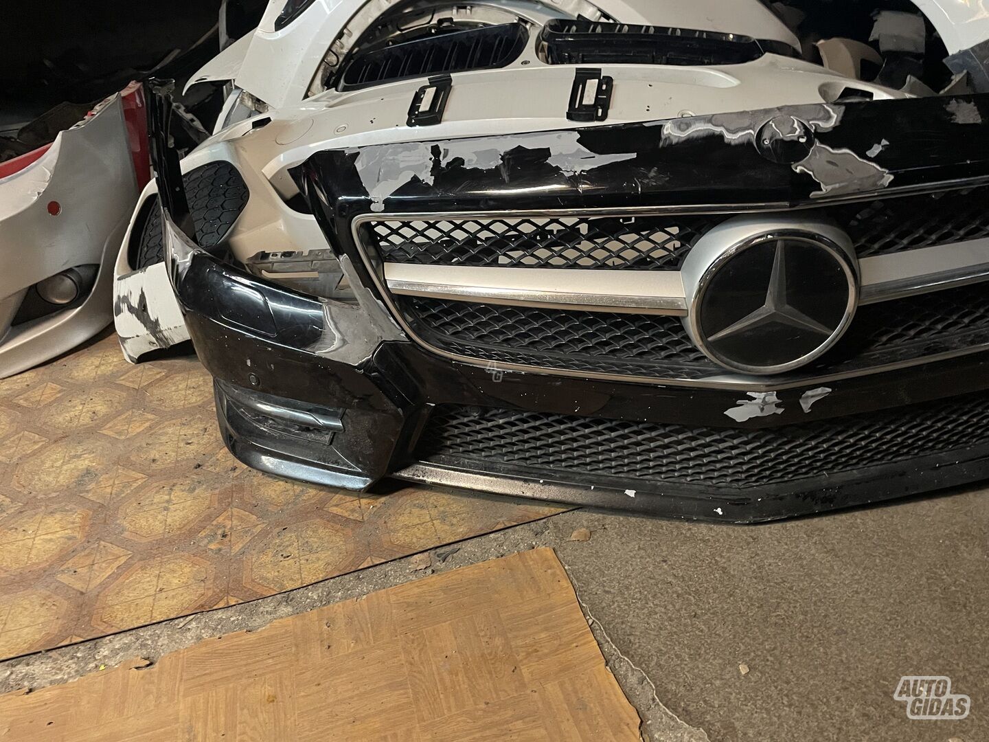 Mercedes-Benz Cls Klasė 2013 y parts