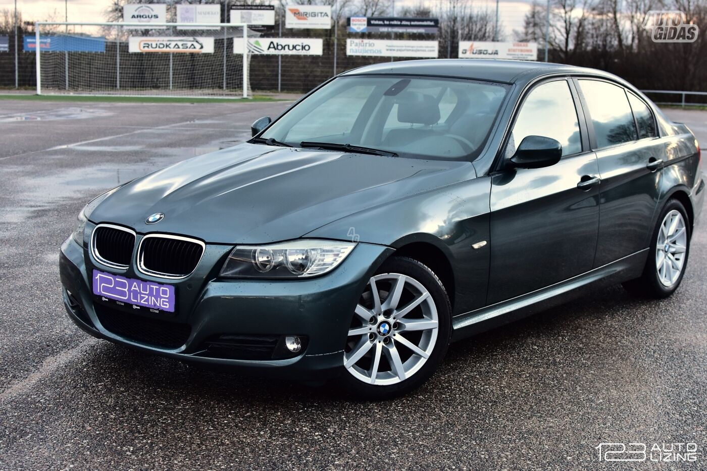 Bmw 320 2009 m Sedanas