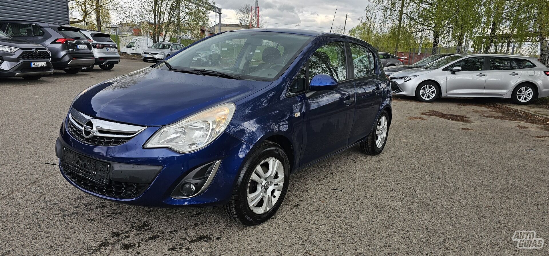 Opel Corsa D 2012 y