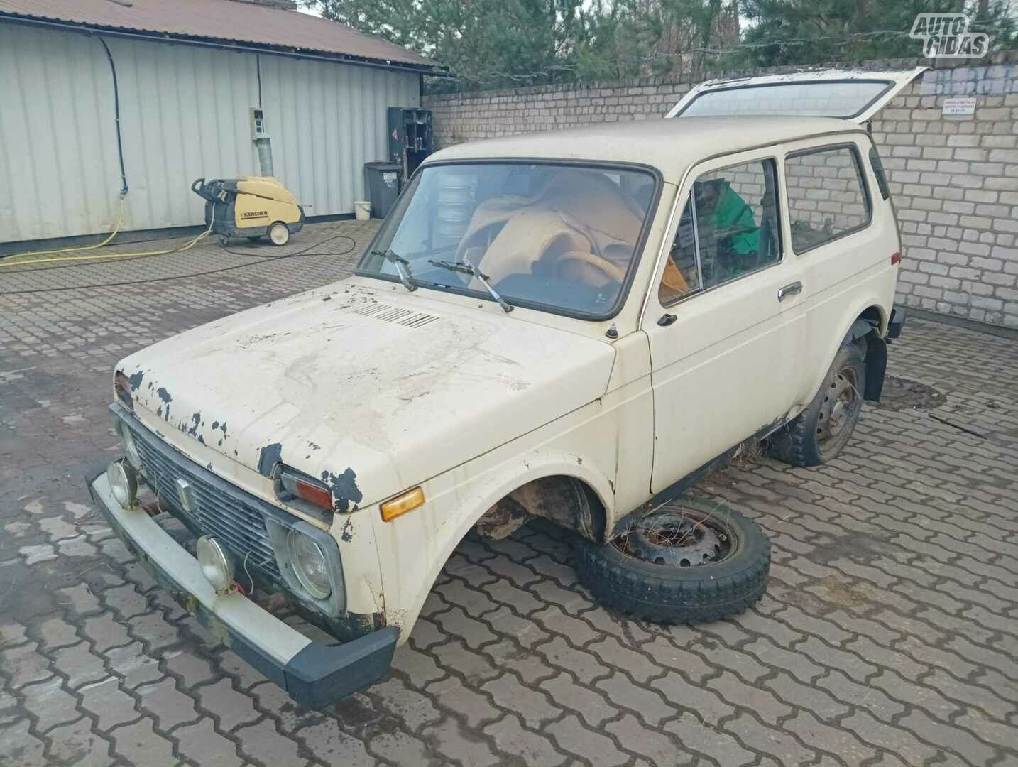 Lada Niva 1985 m dalys