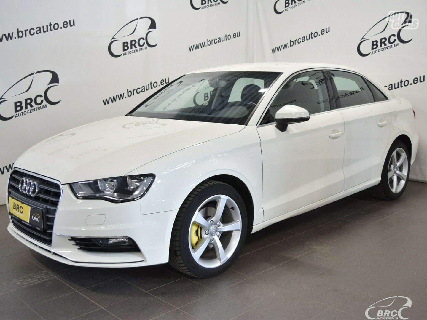 Audi A3 Limousine Tfsi A/T 2014 y