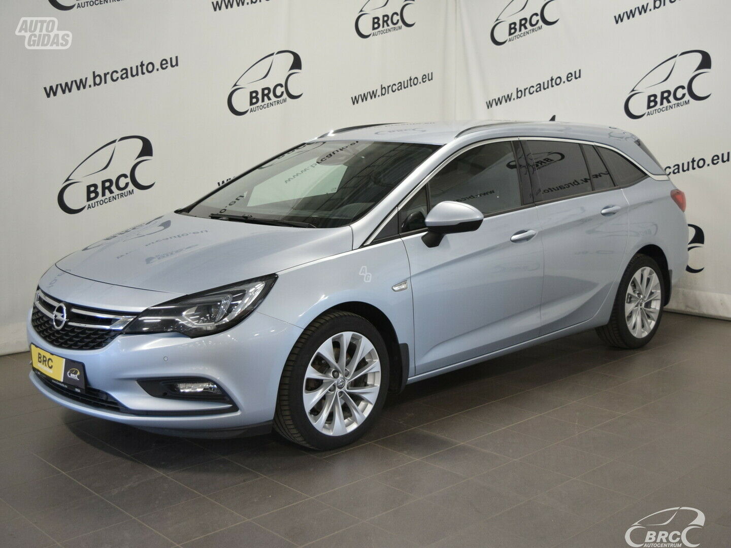 Opel Astra Sports Tourer + M/T 2018 y