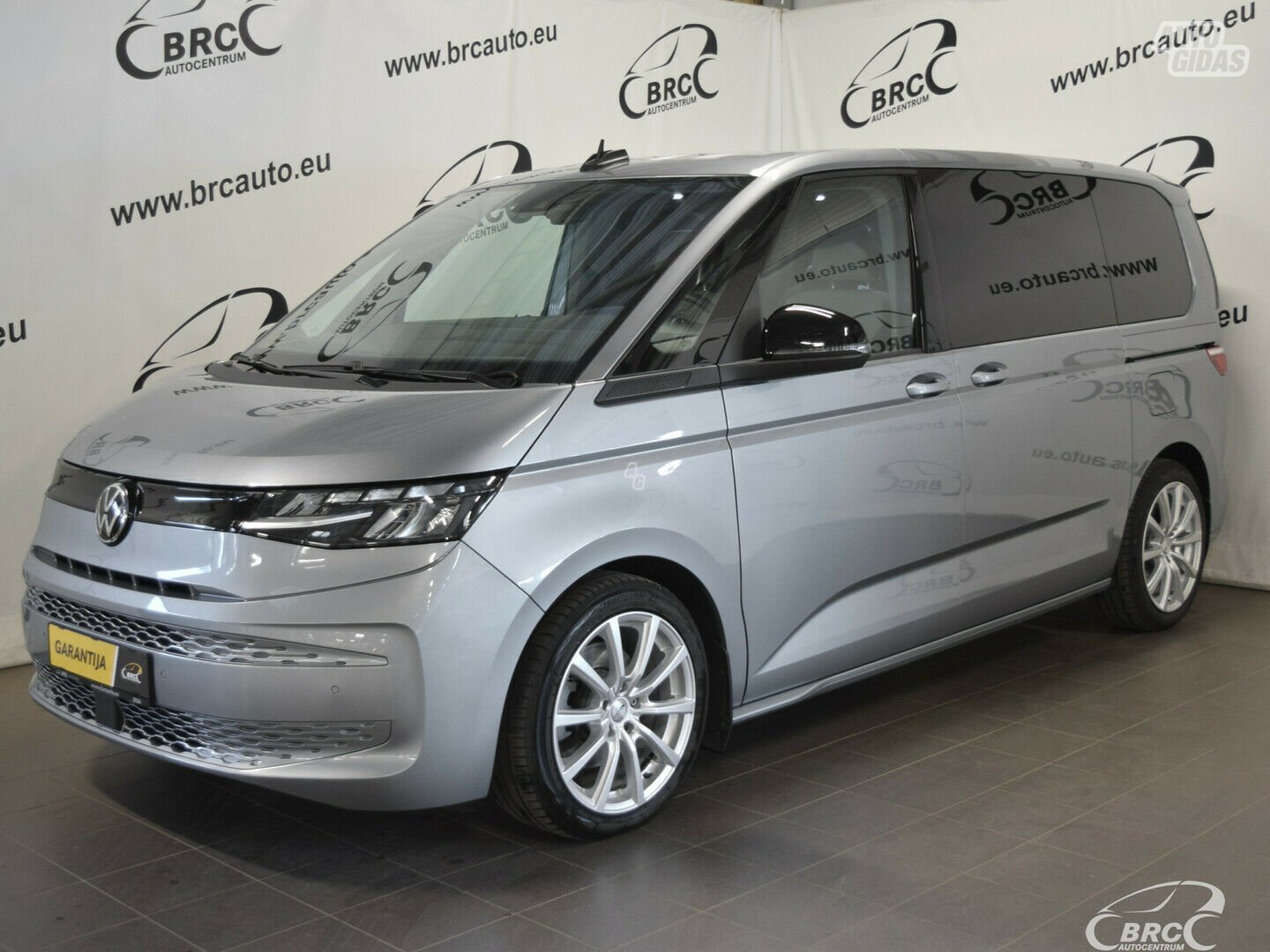 Volkswagen T7 Multivan A/T 7 seats 2023 m