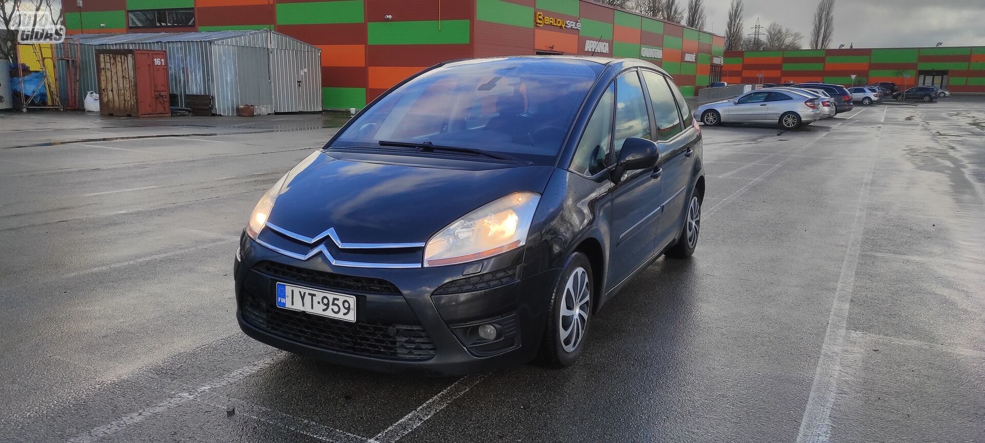 Citroen C4 Picasso 2008 y Van