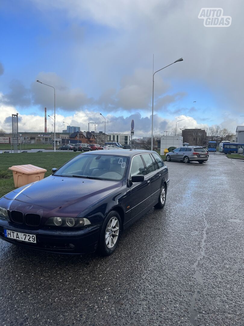 Bmw 530 E39 2002 y