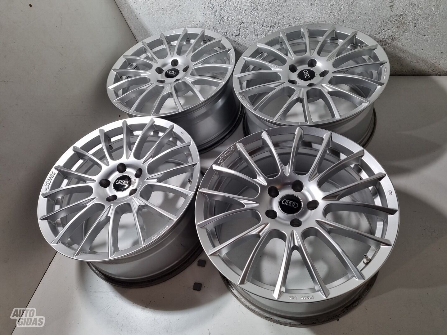 Audi R18 A6 light alloy R18 rims