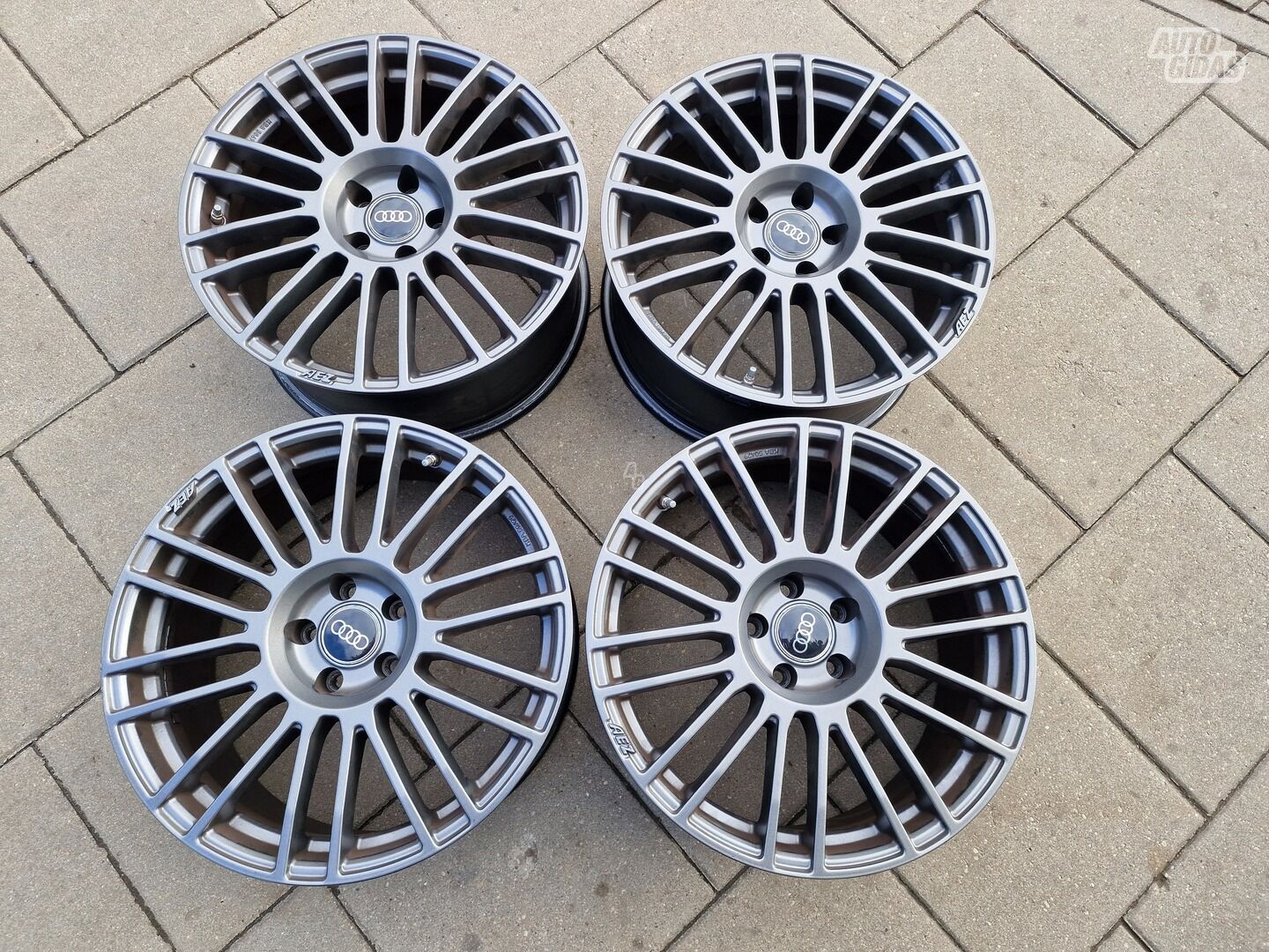 Audi Q3, Q5, Q8 e-tron Q5 light alloy R19 rims