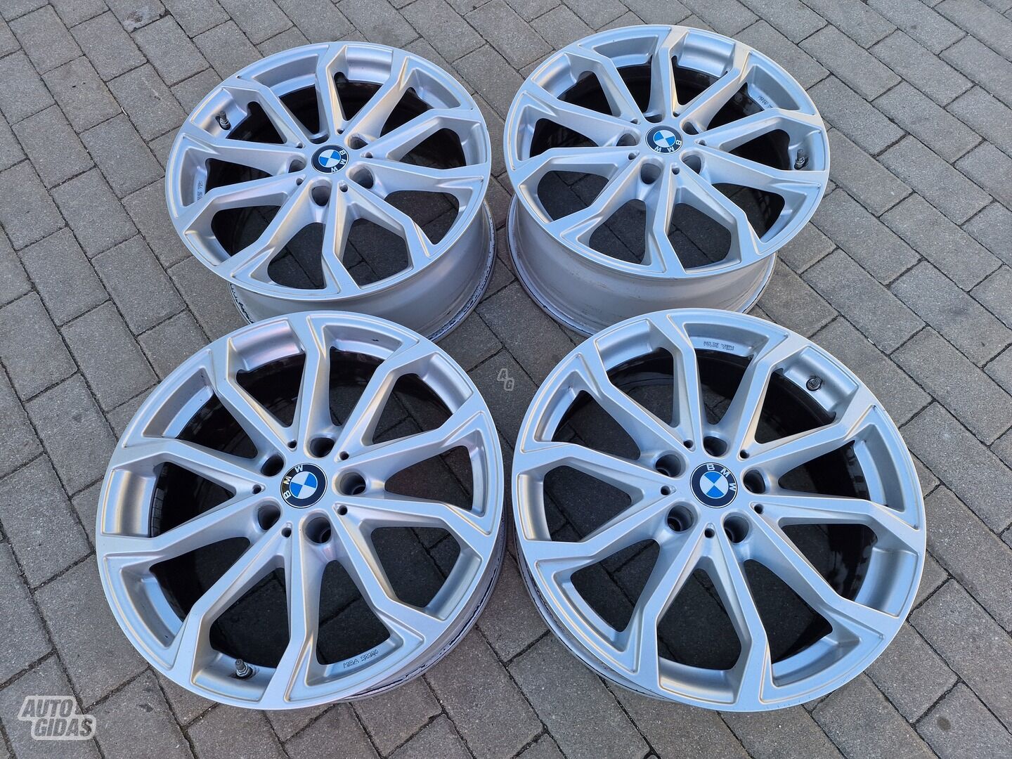 BMW G11, G30, G32, G14 520 light alloy R18 rims