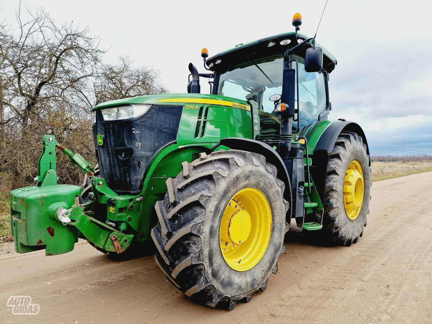 John Deere 2015 m Traktorius