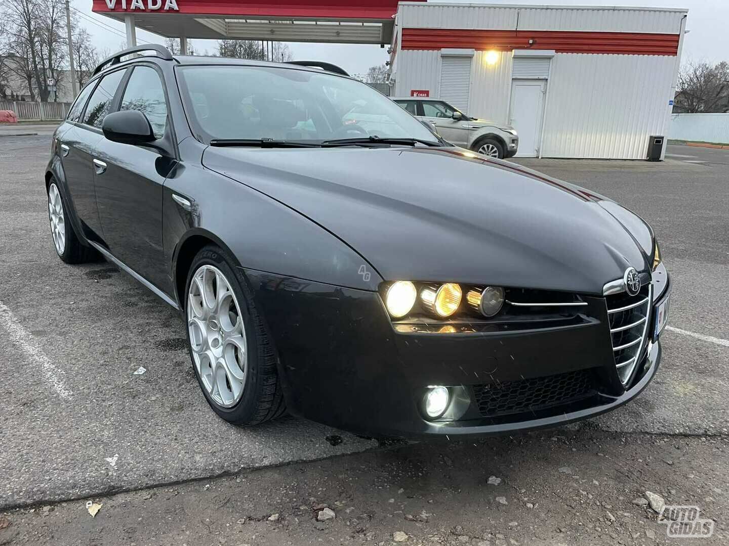 Alfa Romeo 159 2007 г Универсал