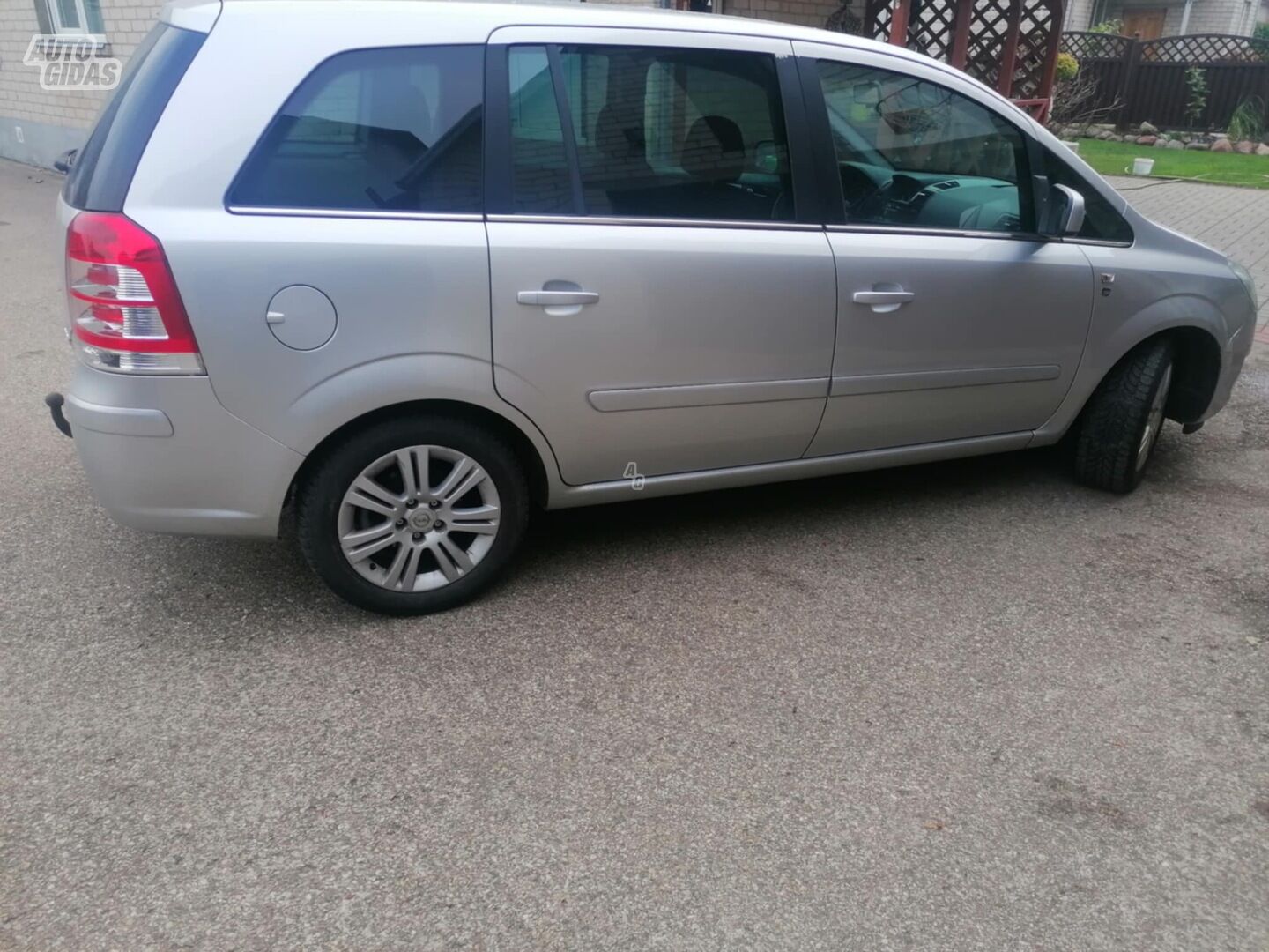 Opel Zafira 2011 m Universalas