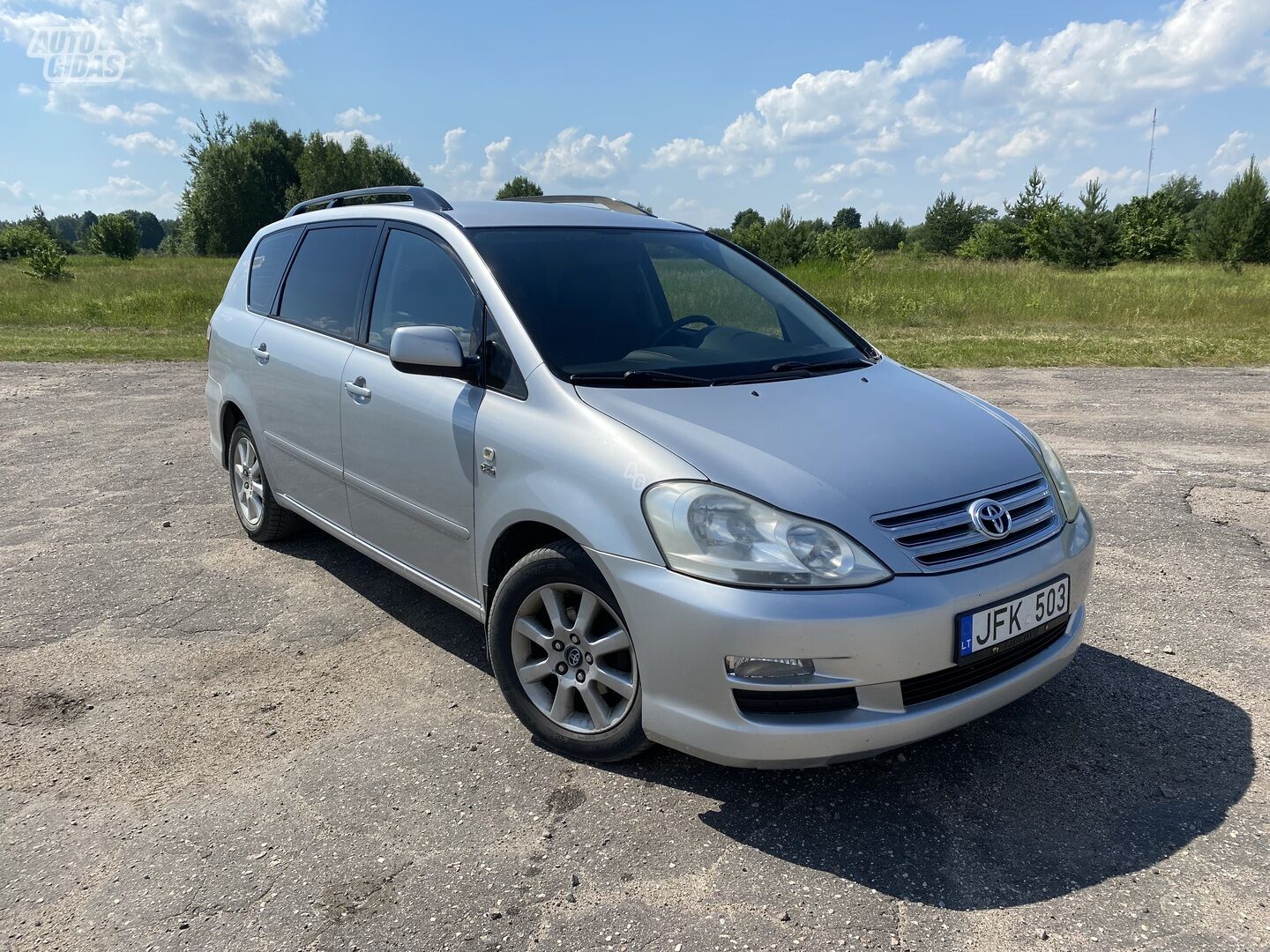 Toyota Avensis Verso D-4D 2005 y