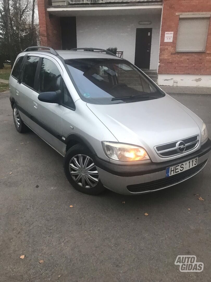 Opel Zafira 2005 m Universalas