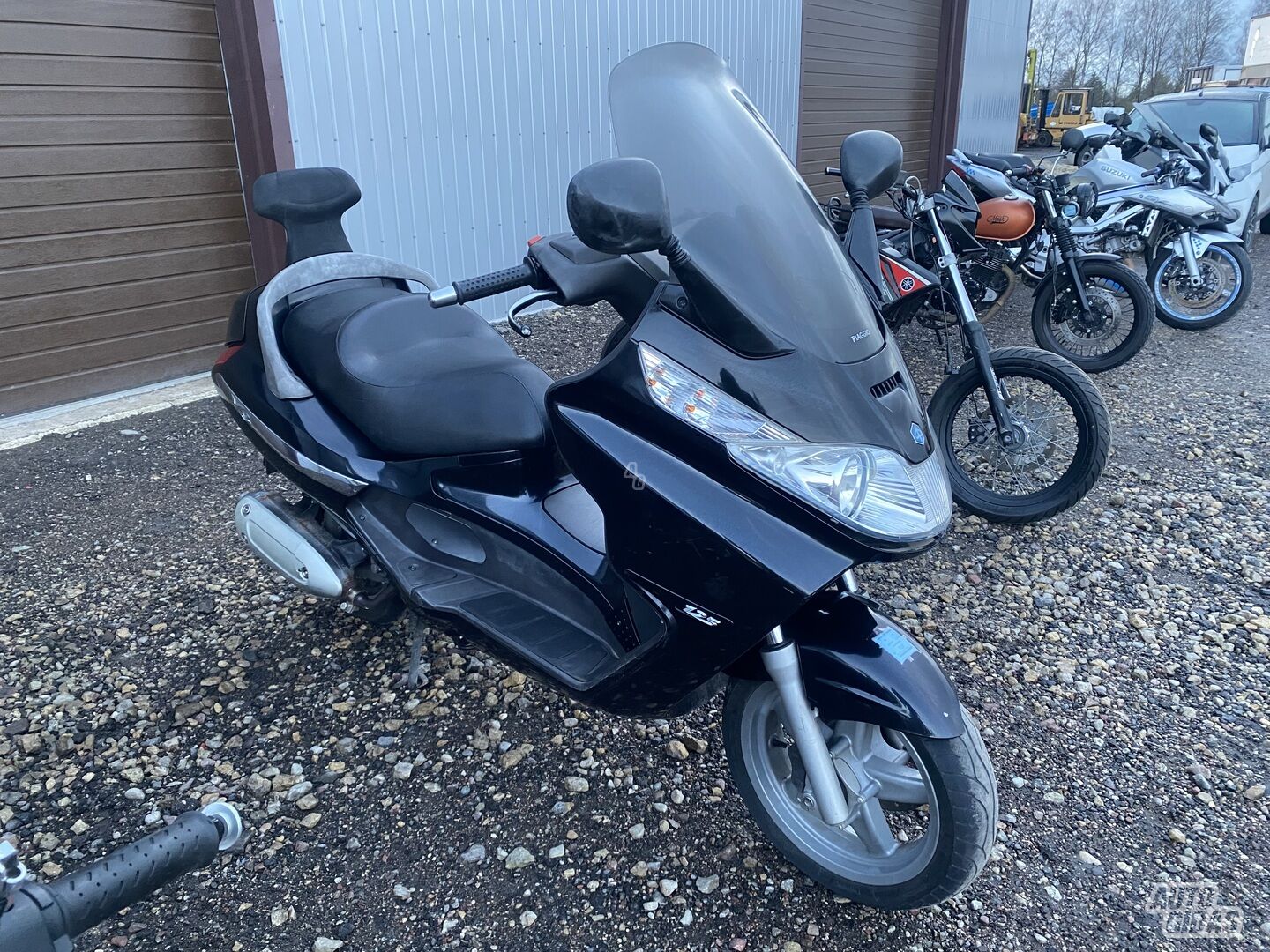 Piaggio X8 2005 y Scooter / moped