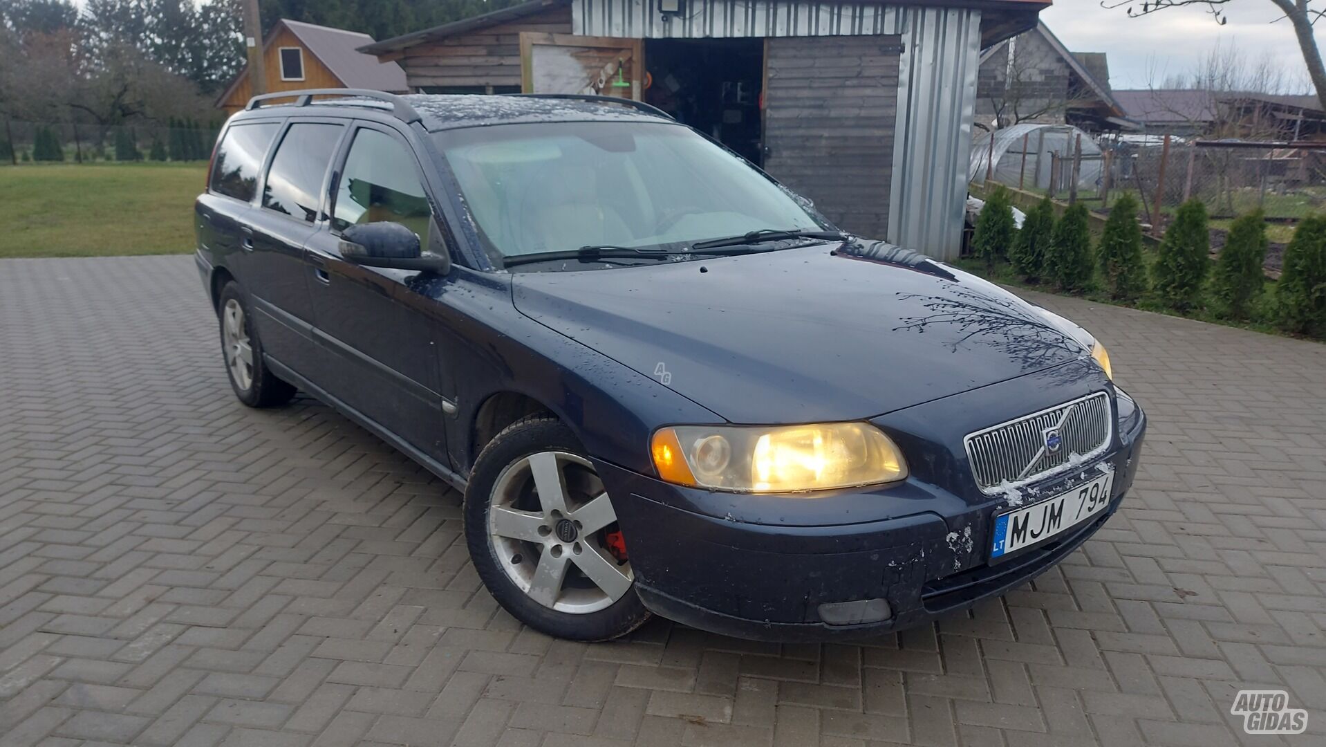 Volvo V70 II 2003 y