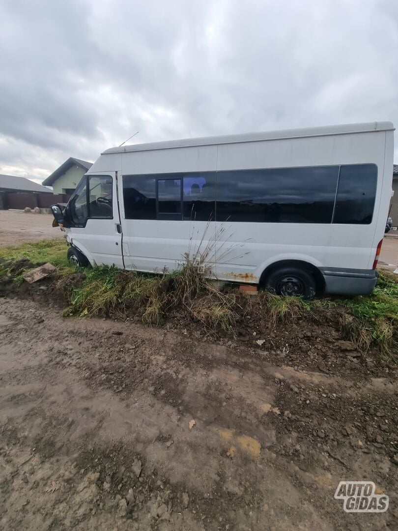 Ford Transit 2006 y Minibus