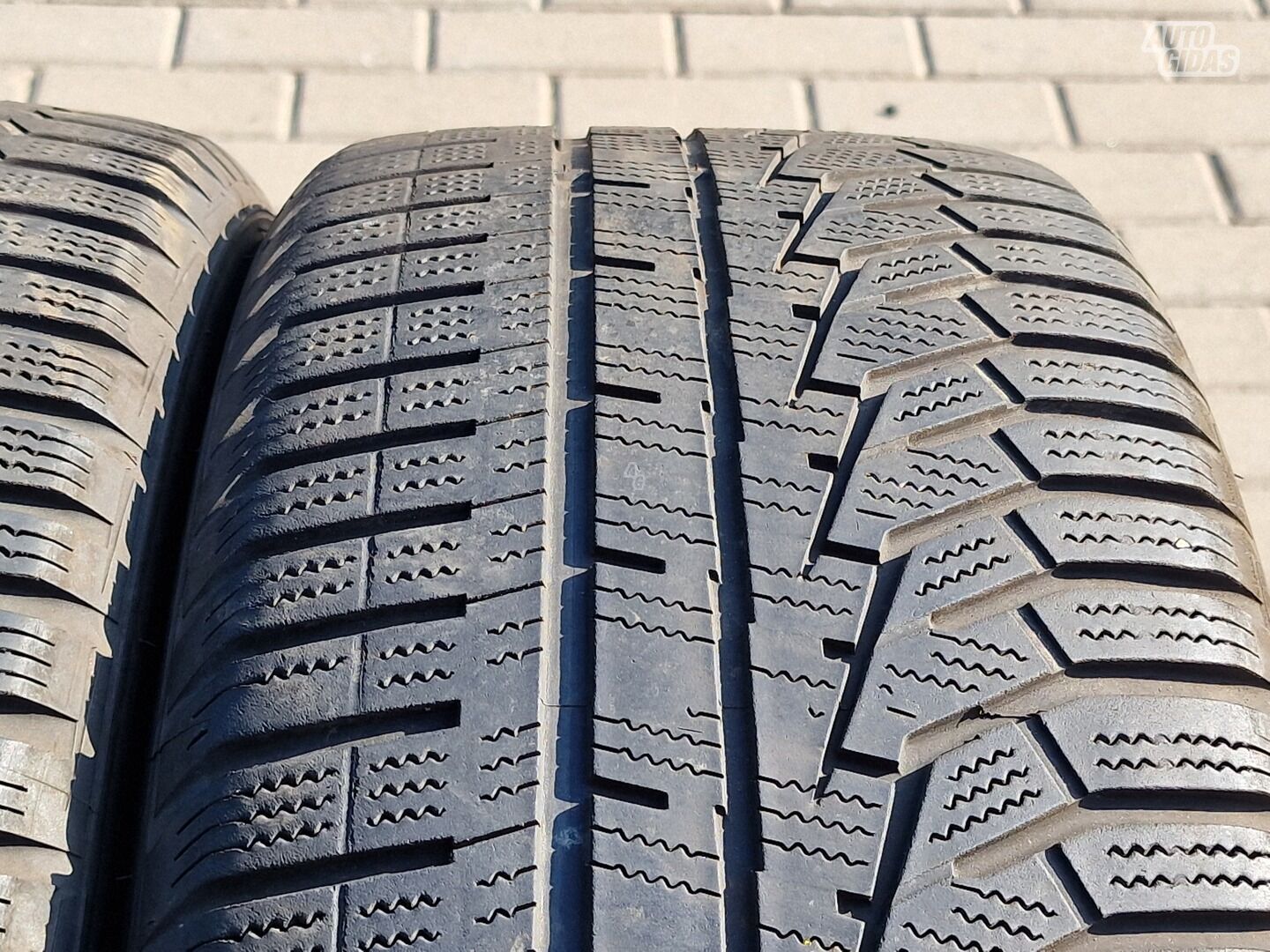 Hankook Winter i'cept evo2 R19 winter tyres passanger car