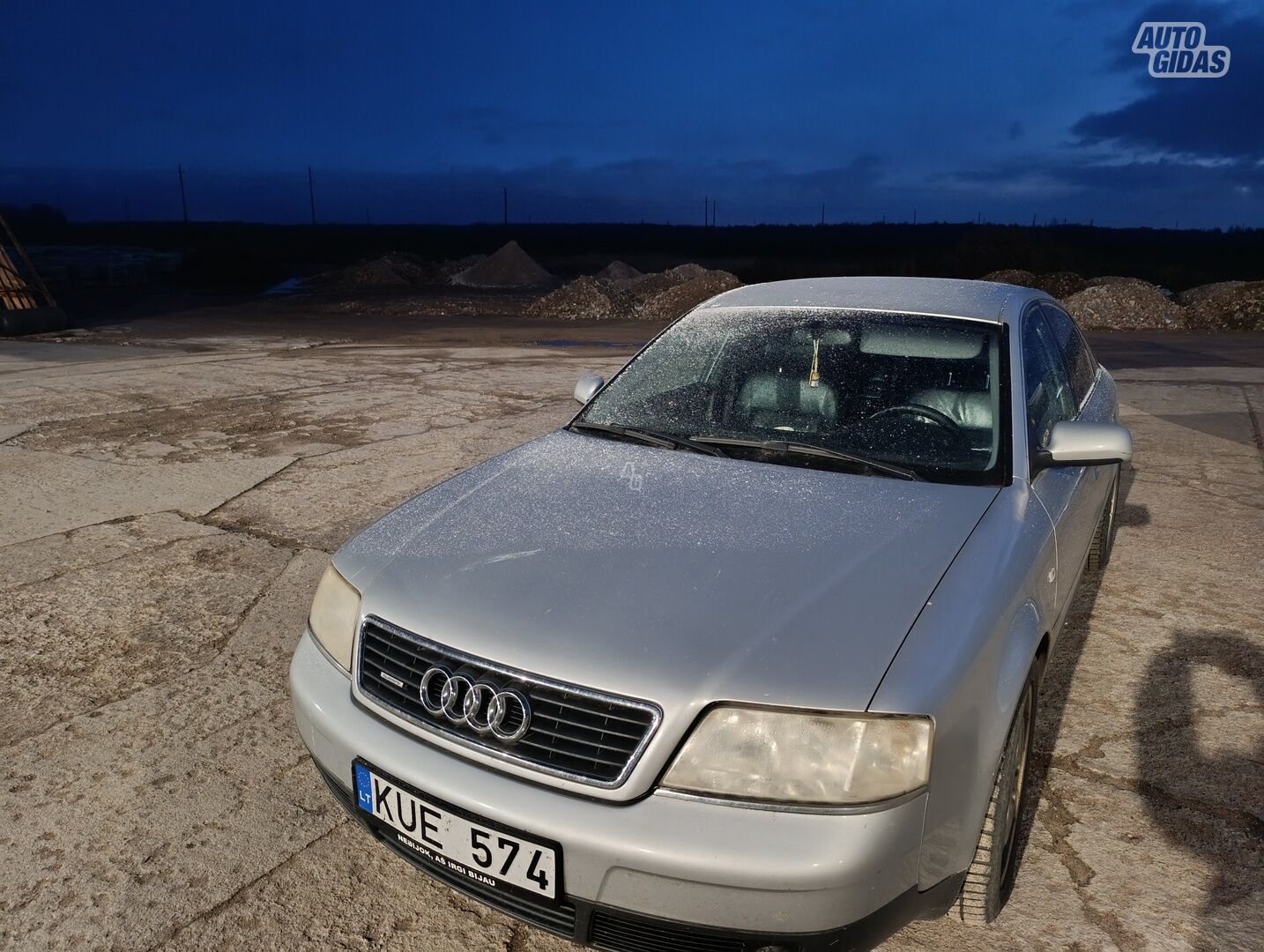 Audi A6 C5 2001 y