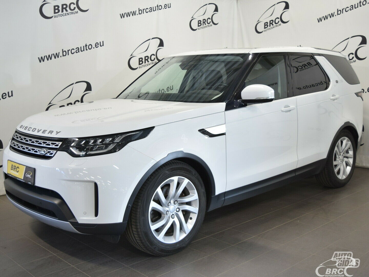 Land Rover Discovery 7 seats A/T 2020 m