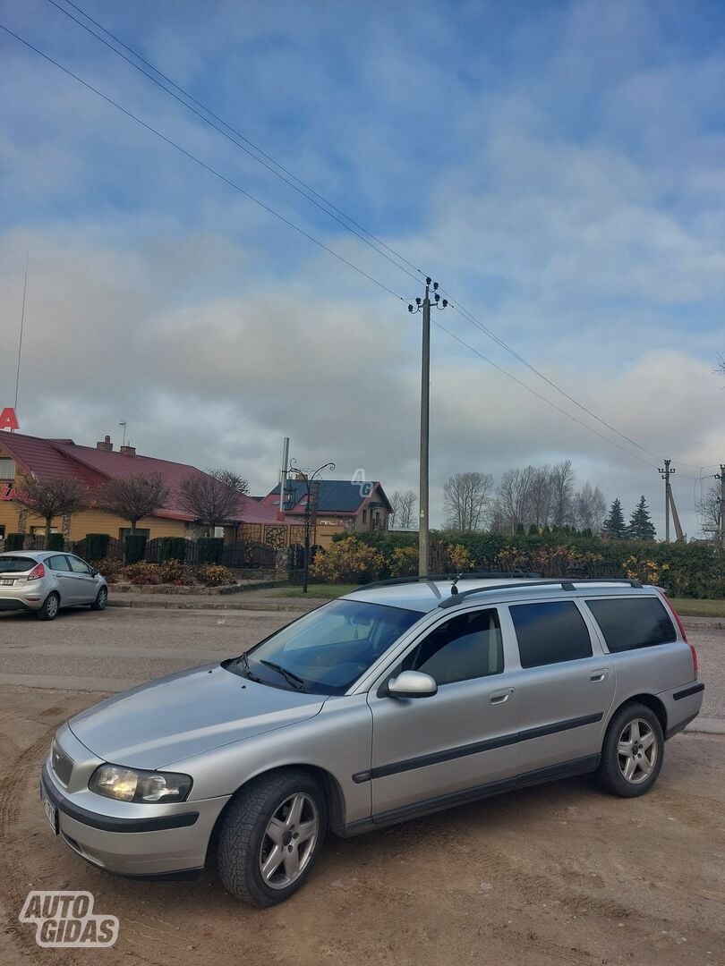 Volvo V70 II 2001 y