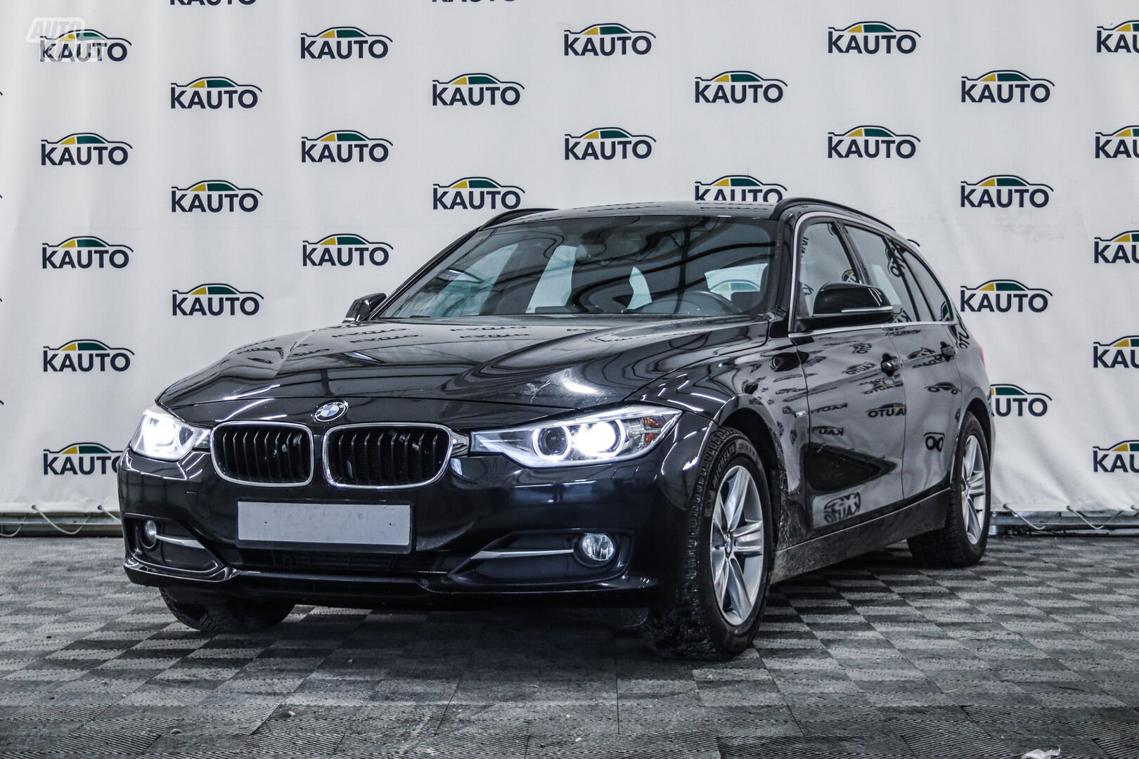 Bmw 318 2015 m Universalas