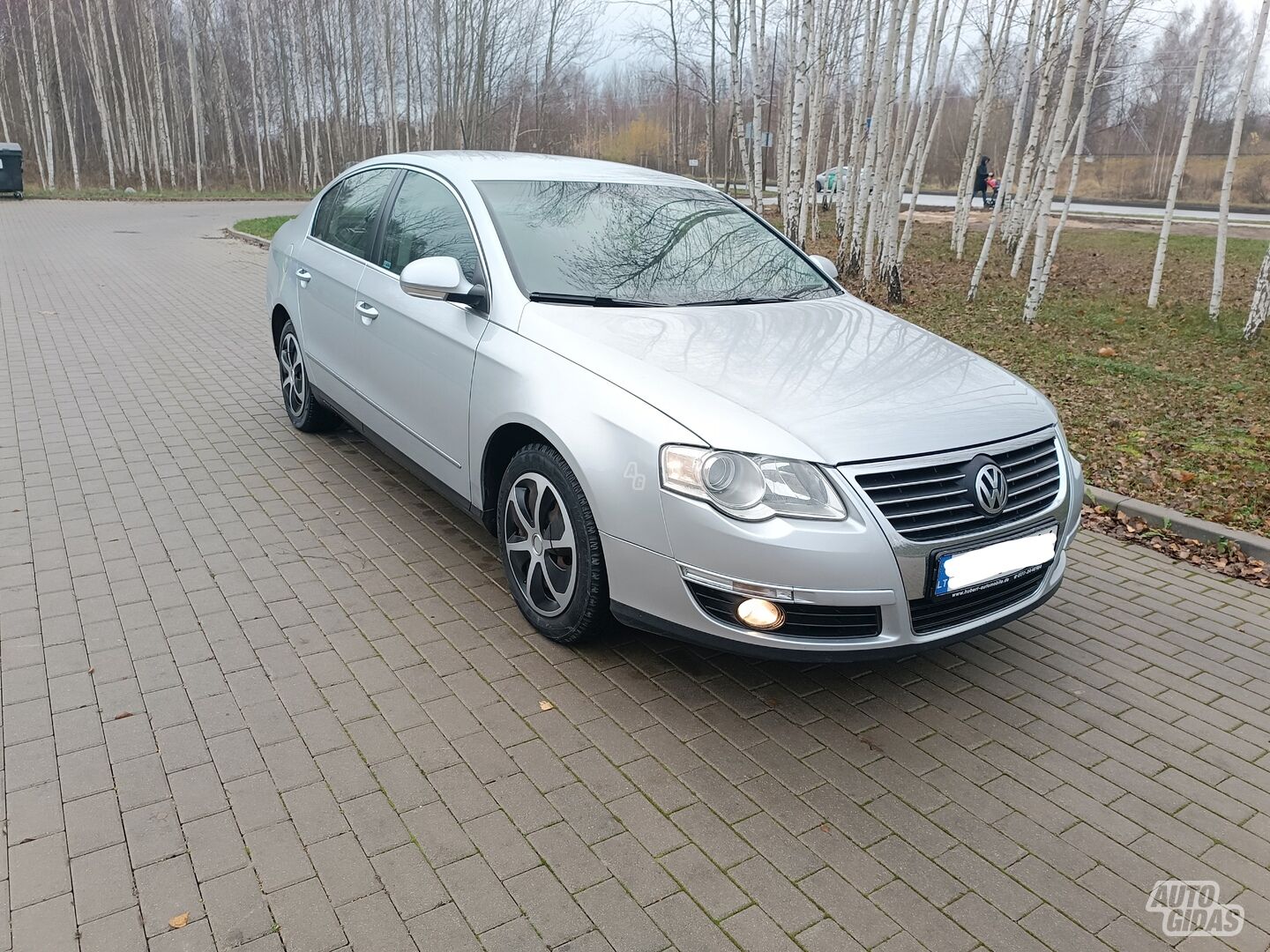 Volkswagen Passat B6 2009 г